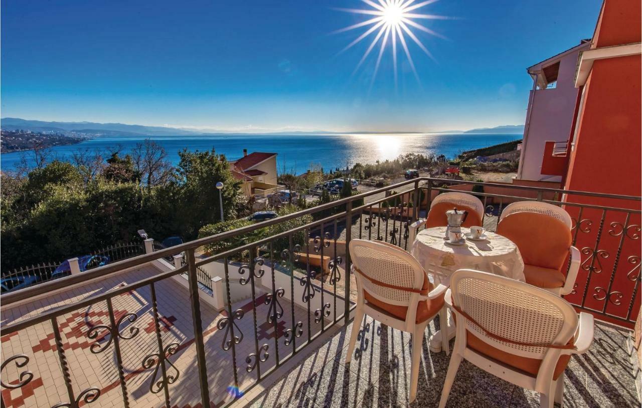 Stunning Apartment In Volosko With House Sea View Exterior foto